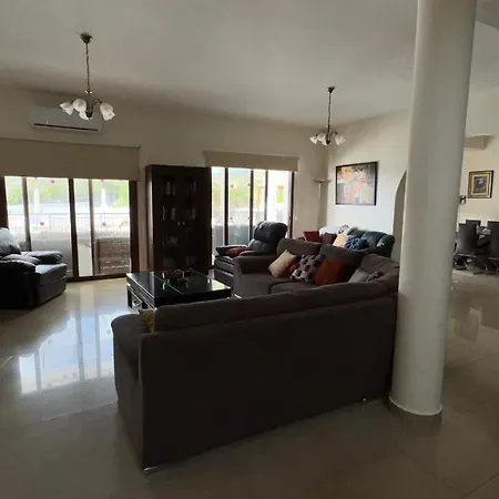 Nayia Paradise Villa! In Cyprus Willa